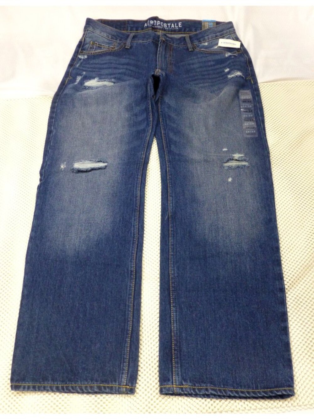 Aeropostale Mens Straight Fit Distressed Jeans Size 34/30 In Dark Wash Denim NWT
